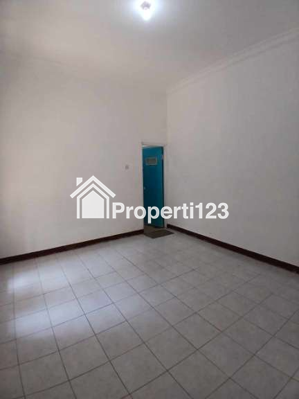 Rumah second terawat di Bella Casa Residence Depok - 11