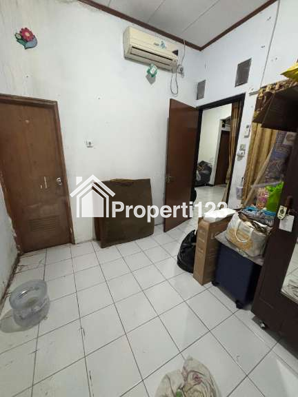 Dijual rumah di Jl. M. Kahfi 1 Gang Pasir Ciganjur Jagakarsa (Pinggir Jalan) - 13