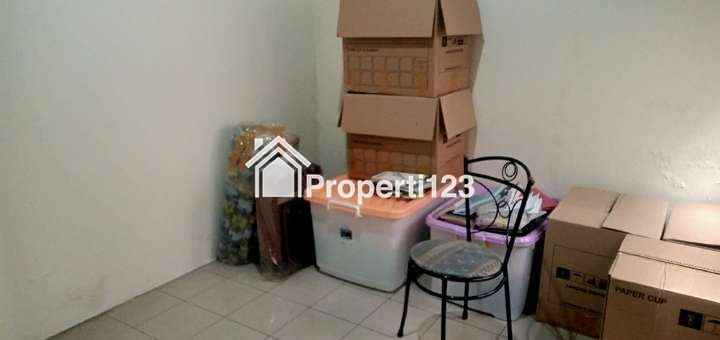 Rumah 1,5 Lantai SHM 3 Kamar Tidur 2 Kamar Mandi Carport  Lingkungan Asri Nyaman Tenang dan Aman di Sayap Jl. Terusan Jakarta Antapani Bandung - 4