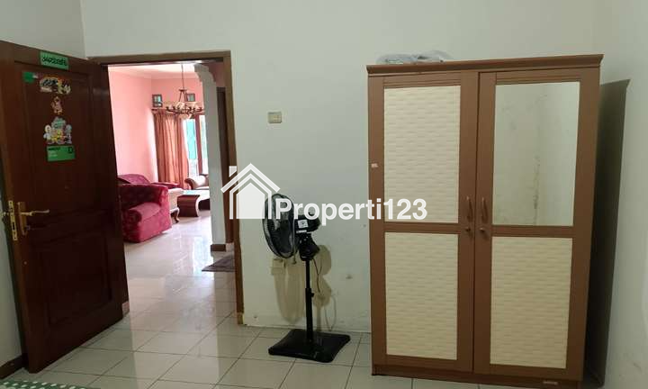 Rumah 1,5 Lantai SHM 3 Kamar Tidur 2 Kamar Mandi Carport  Lingkungan Asri Nyaman Tenang dan Aman di Sayap Jl. Terusan Jakarta Antapani Bandung - 3