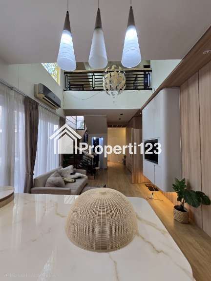 Rumah second furnished posisi hook di Billymoon Pondok Kelapa Jaktim - 8