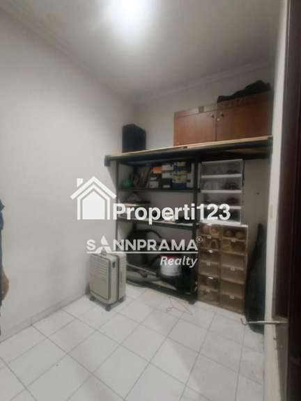Rumah second mewah siap huni murah lokasi strategis disukmajaya depok - 9