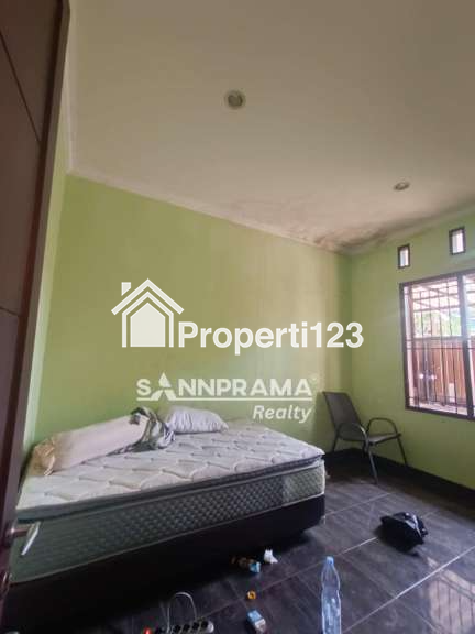 Rumah second mewah siap huni murah lokasi strategis disukmajaya depok - 4