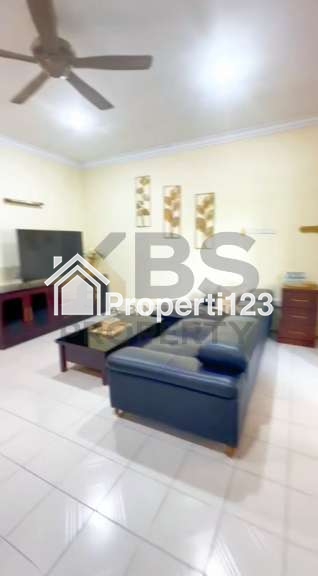 DISEWA RUMAH LUCKY GARDEN - BATAM - 9