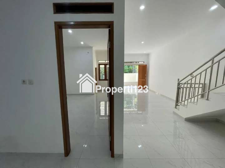 Jual Rumah Baru Pondok Bambu - 9