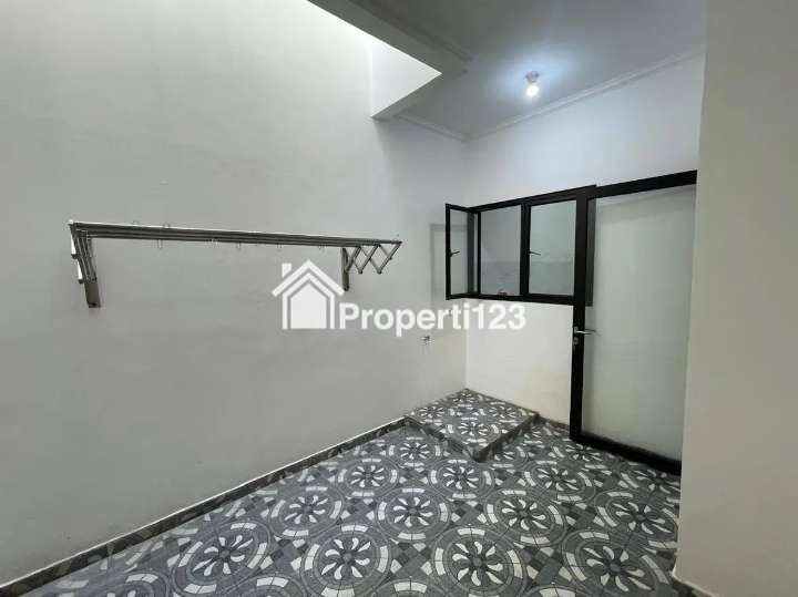 Jual Rumah Baru Pondok Bambu - 12