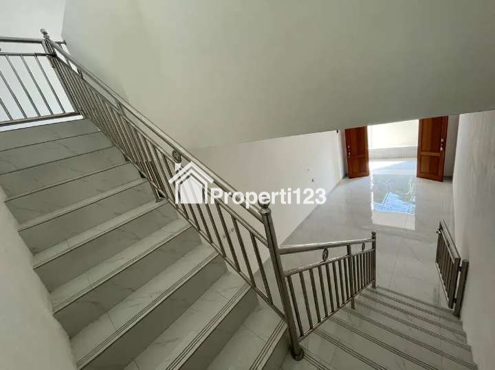 Jual Rumah Baru Pondok Bambu - 5