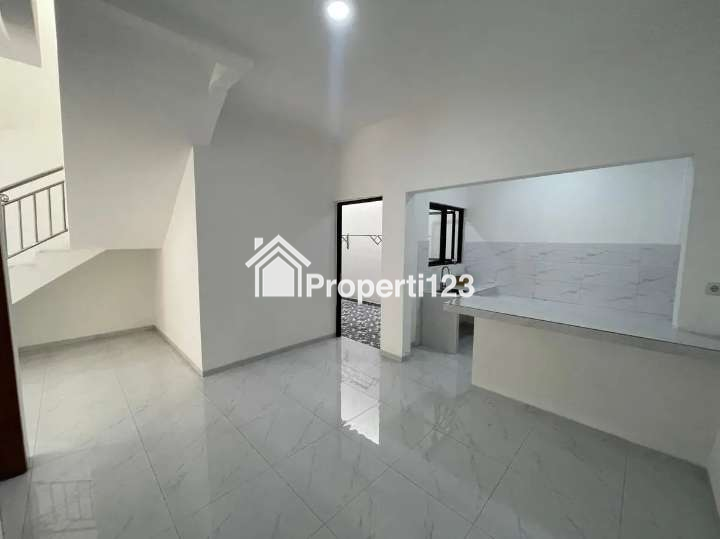 Jual Rumah Baru Pondok Bambu - 15