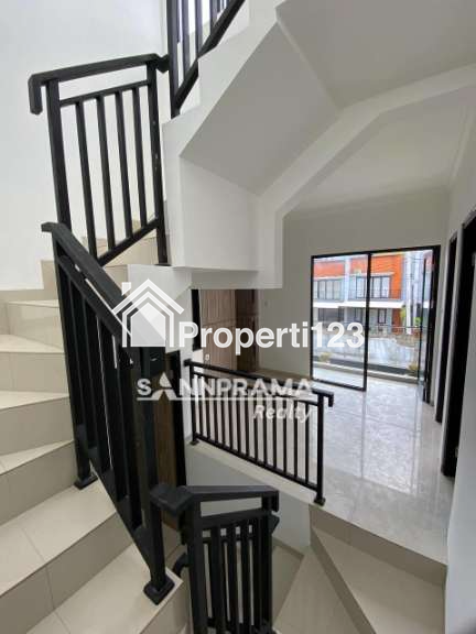 Rumah 2 lantai murah dlm cluster dibojonhsari Depok - 4