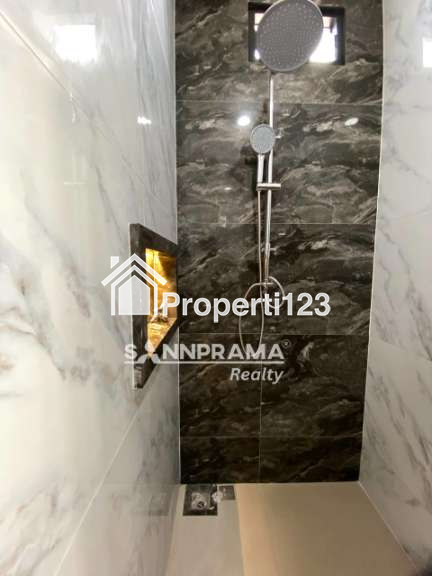 Rumah 2 lantai murah dlm cluster dibojonhsari Depok - 3