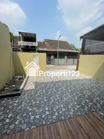 Rumah Baru Gress Minimalis Modern Siap Huni Di Perum Pondok Manggala Wiyung Surabaya - 10