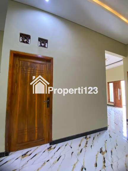 Rumah Baru Gress Minimalis Modern Siap Huni Di Perum Pondok Manggala Wiyung Surabaya - 4