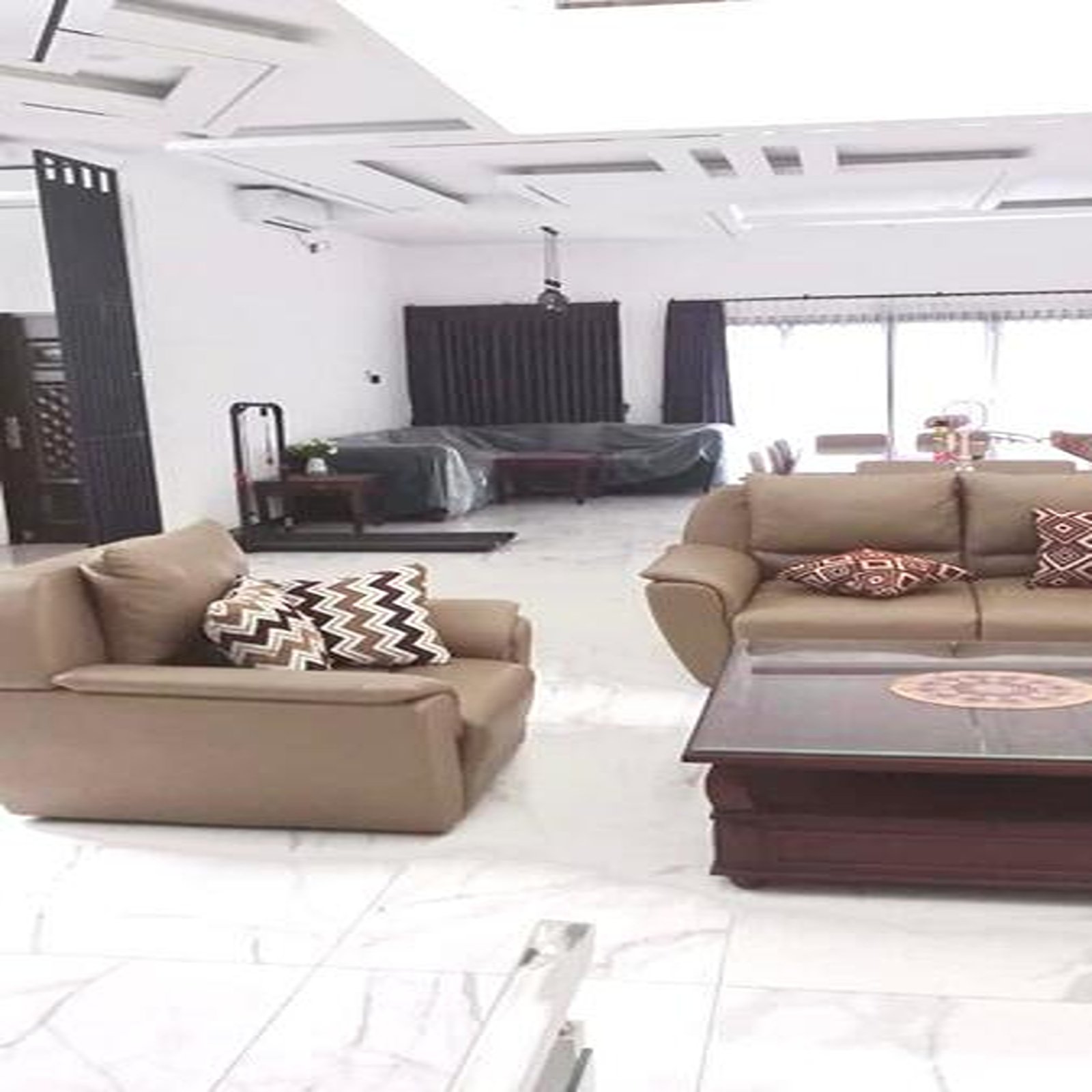 Rumah 5KT Sby Brt dkt Kidzania - 4