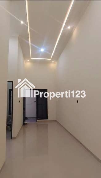 Disewakan Rumah Baru Gress Siap Huni Lokasi Medokan Ayu Rungkut Surabaya Timur - 2