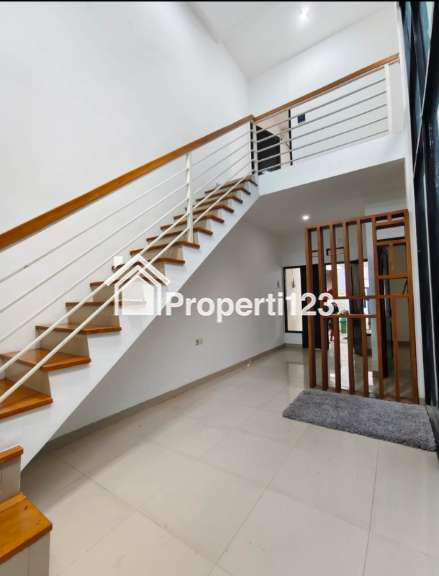 ‼️JUAL CEPAT BANTING HARGA‼️ RUMAH MURAH FULL RENOVASI SIAP HUNI DI GUNUNG ANYAR TAMBAK SURABAYA TIMUR - 3