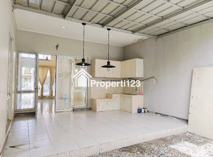 Dijual Murah Rumah di Ifolia Harapan Indah Bekasi - 8