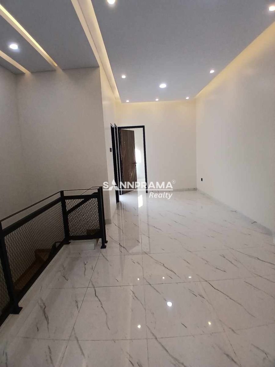 Rumah minimalis 2 lantai cuma 2 unit di Kav DKI Cipedak Jakarta Selatan - 15