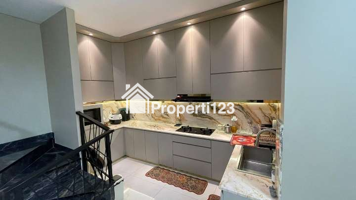 Jual Rumah Kebon Jeruk, perbatasan Permata Hijau - 6