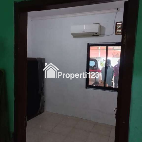 Rumah Dijual Murah Tanah Luas Bebas Banjir - 2