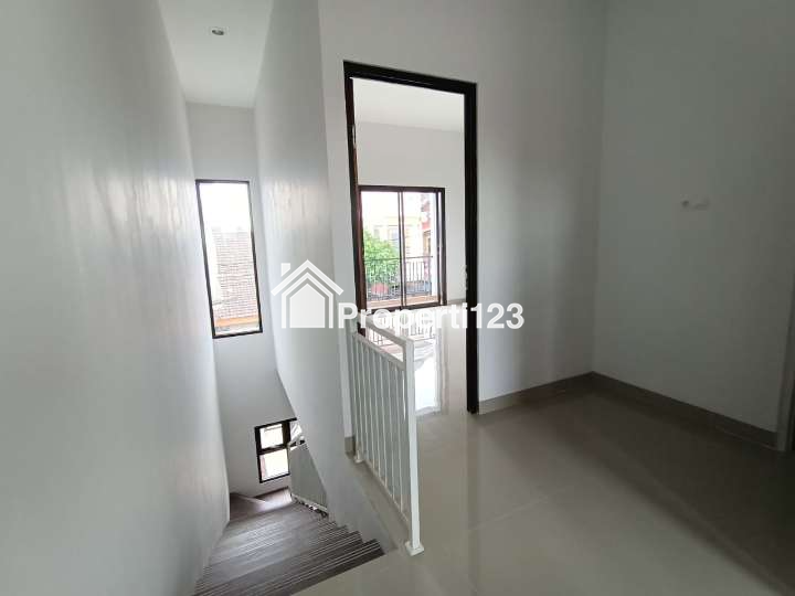 Rumah Baru 2 Lantai di Permata Pamulang Tangsel - 3