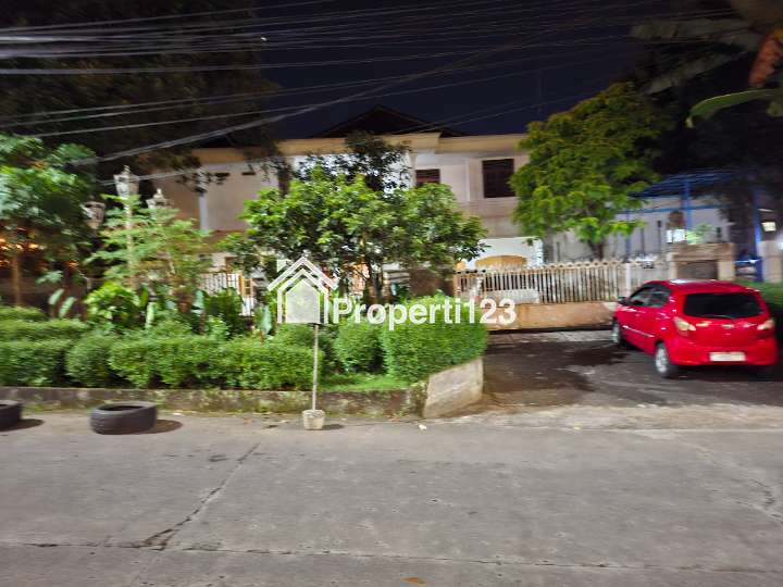 Rumah besar murah cocok untuk Restaurant,Cafe,Hotel di kota bogor - 3