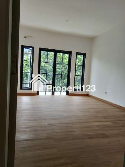 Dijual Rumah 2 Lantai Renovasi di Puspita Loka BSD - 12
