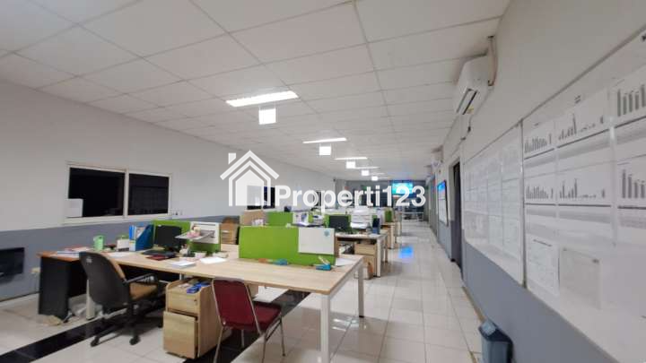 Gudang Pabrik Kantor Kawasan Industri MM2100 Cibitung - 12