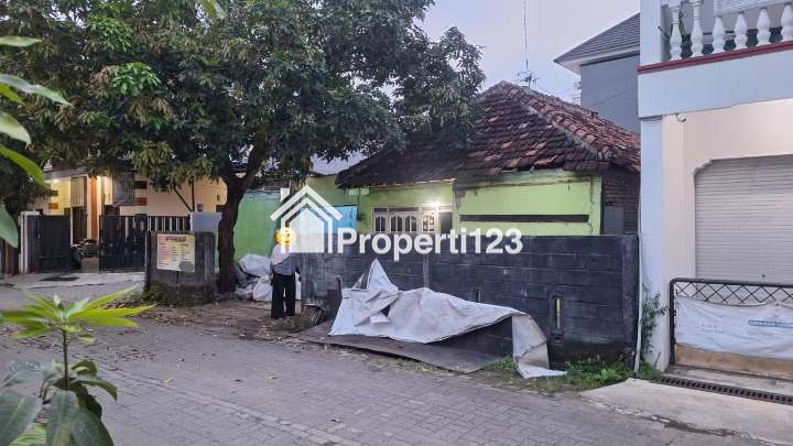 Rumah Secondary Lt 166 m2/ LB 120 m2, Nego - 2