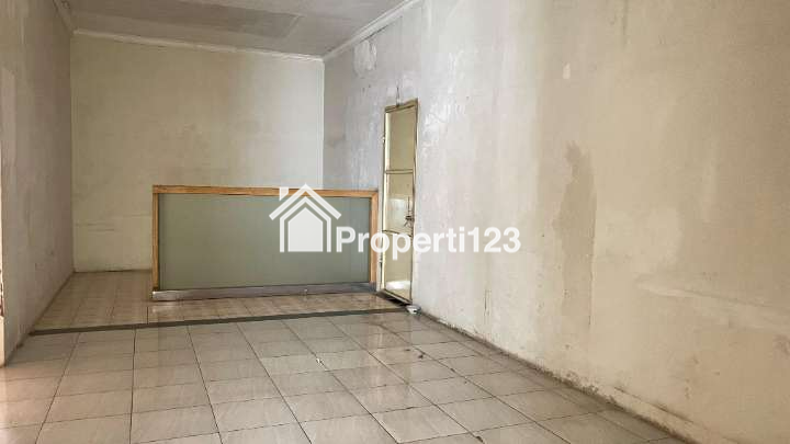 Ruko Strategis Pinggir Jalan Jenderal Sudirman Cocok Usaha/Kantor - 6