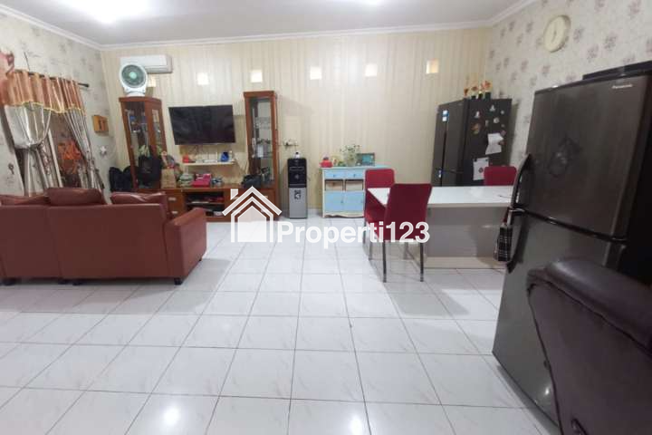 Rumah Hoek Siap Huni Kota Harapan Indah Bekasi - 3