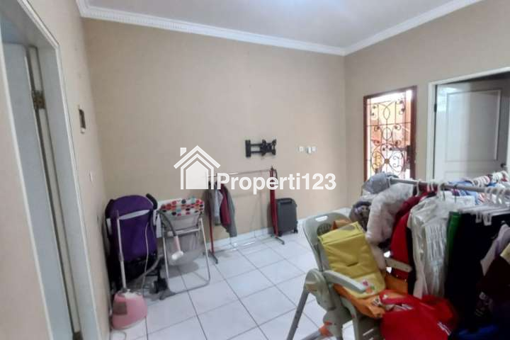 Rumah Hoek Siap Huni Kota Harapan Indah Bekasi - 7