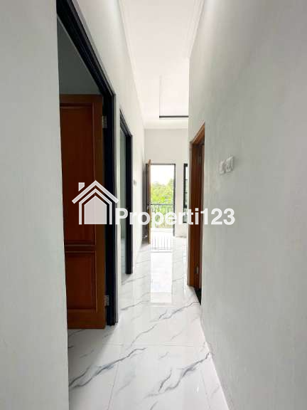 Rumah 2 Lantai Siap Huni di Cipayung Jakarta Timur dekat Mabes TNI - 7