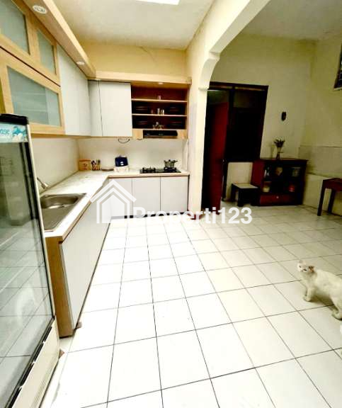 DIJUAL RUMAH NYAMAN STRATEGIS DI BANDUNG - 4