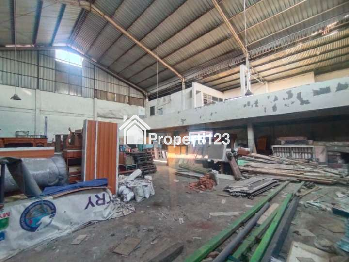 Gudang Ploso Surabaya Timur Akses Truk Hanya 1km ke MERR - 2
