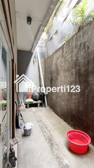 DIJUAL RUMAH SIAP HUNI DI KOTA BANDUNG ARCAMANIK UNDER PASARAN - 2