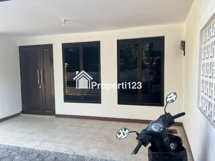Dijual Rumah Kota Solo Lokasi Strategis Dekat TUGU LILIN di Jl. Kebangkitan - 8