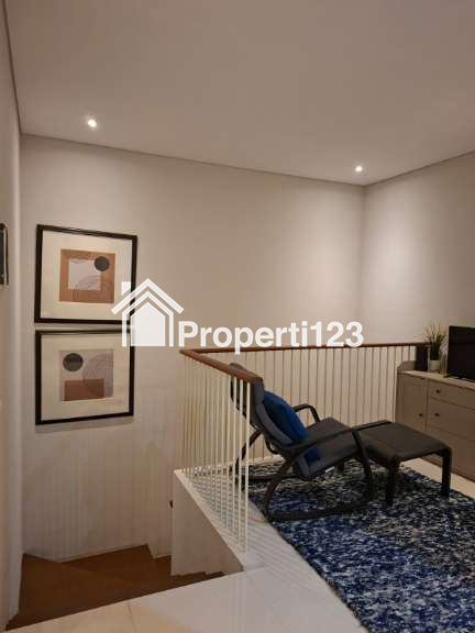 Full Furnished , Rumah Mewah Siap Huni Citraland CBD - 6