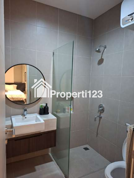 Full Furnished , Rumah Mewah Siap Huni Citraland CBD - 4