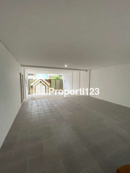 Rumah mewah 4 lantai di Pulomas Jakarta Timur - 6