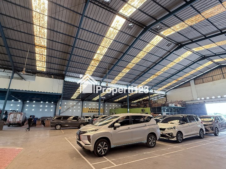 Dijual Gudang dan Bengkel Pinggir Jalan di Karawang Barat - 6