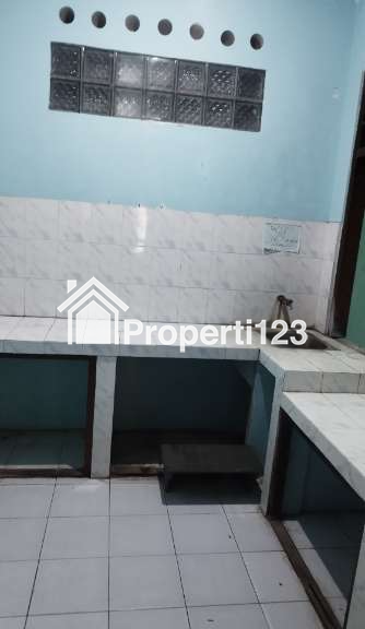 Rumah Kos Kost 10 Kamar di Condongcatur Ringroad Utara - 3