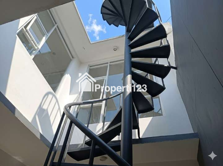 SIAPA CEPAT DIA DAPAT! RUMAH MEWAH 2 LANTAI KOPO MARGAHAYU – CLUSTER NATA BELOVA – 5 MENIT KE TOL KOPO! - 9