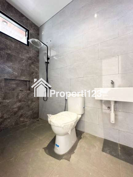 Rumah 2 lantai termurah di kawasan premium Rawamangun Jakarta Timur - 3