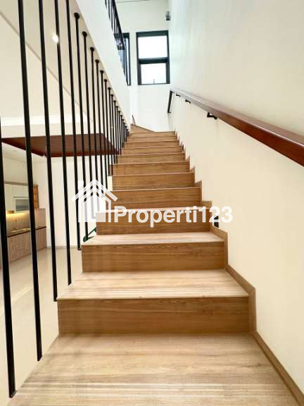 Rumah 2 lantai termurah di kawasan premium Rawamangun Jakarta Timur - 6