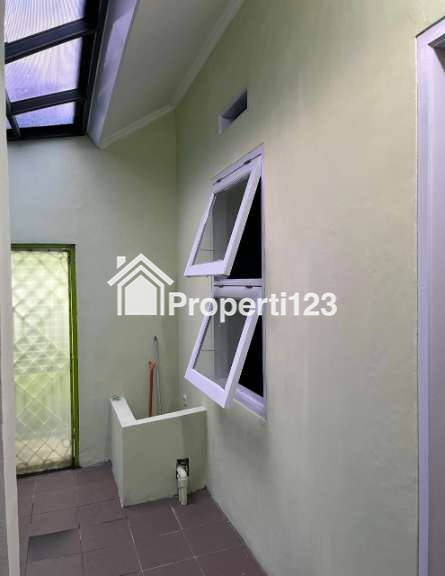 Rumah Minimalis akses bagus dekat Grand Depok City - 4