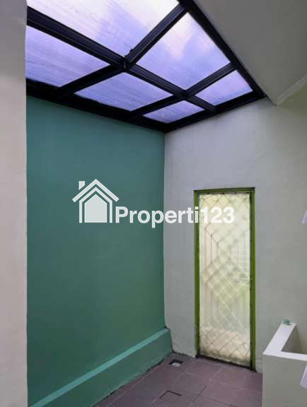 Rumah Minimalis akses bagus dekat Grand Depok City - 5