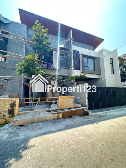 Rumah tropical modern lokasi dekat Rawamangun Jakarta Timur - 3