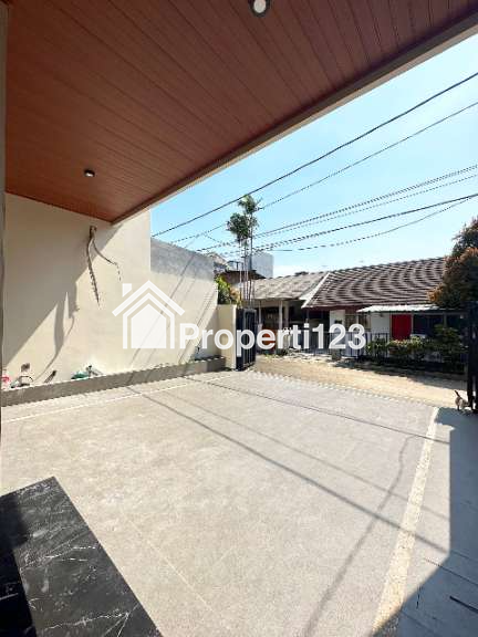 Rumah tropical modern lokasi dekat Rawamangun Jakarta Timur - 4