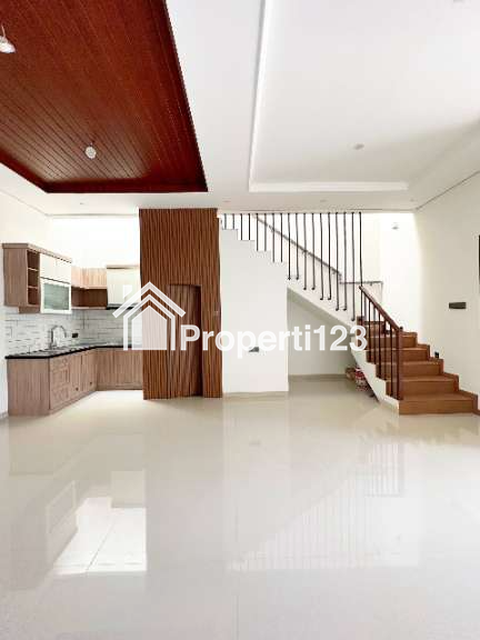 Rumah tropical modern lokasi dekat Rawamangun Jakarta Timur - 6