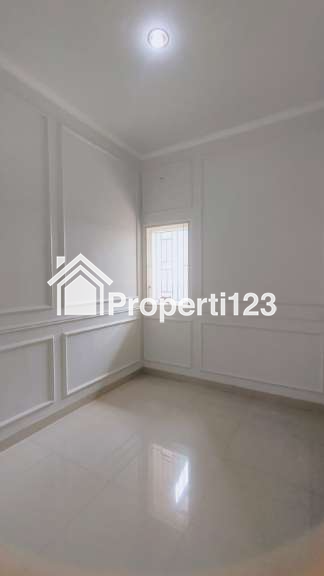 Rumah siap huni kondisi rapih terawat di Griyaloka BSD - 11